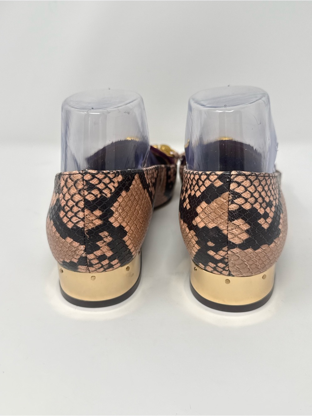 Tory Burch Burgundy Velvet Loafer with Snake-Print Trim and Gold Chain. Size 7. - Picture 10 of 14